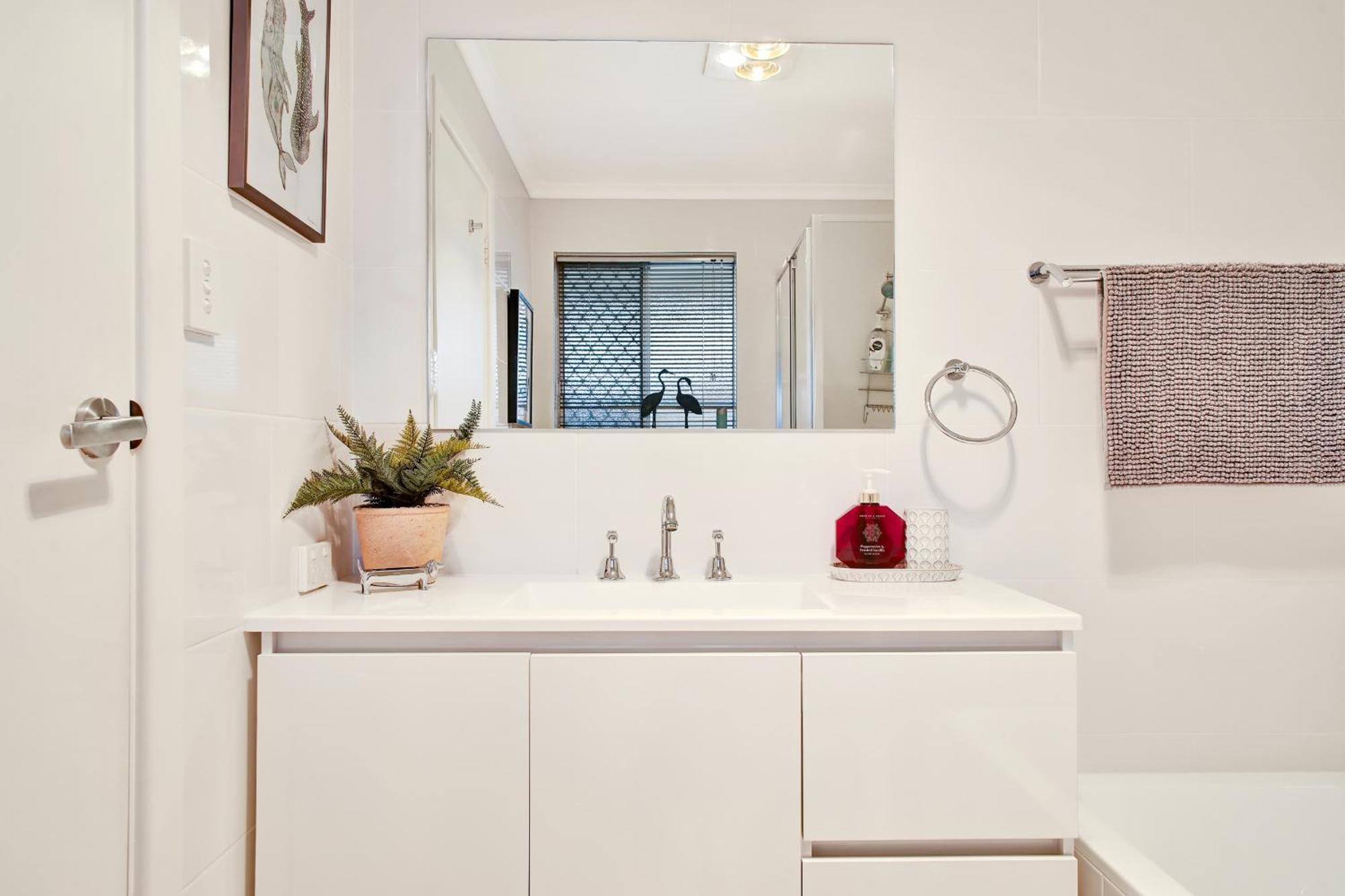 Henley Hideaway Apartment *